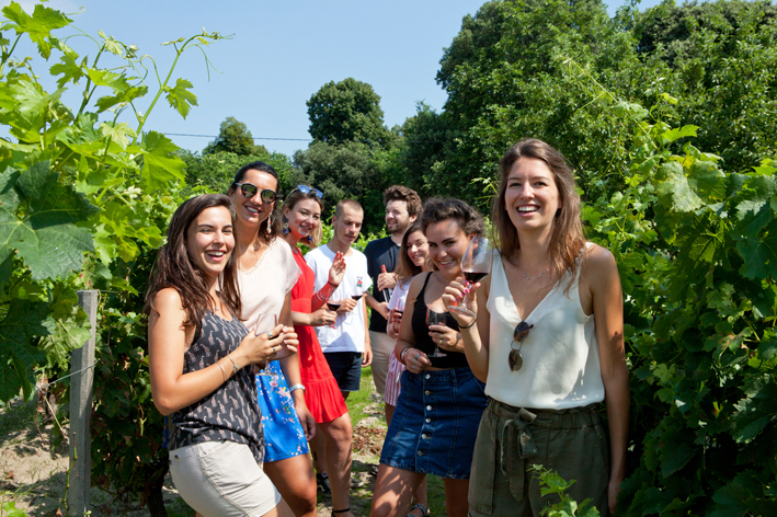 groupe en visite au chateau