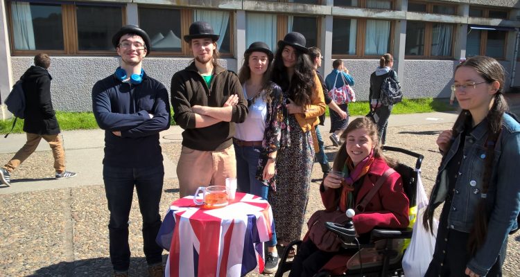 image étudiants anglais