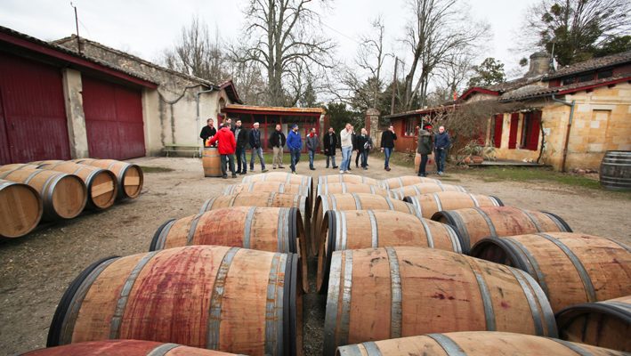 groupe en visite au chateau bardins