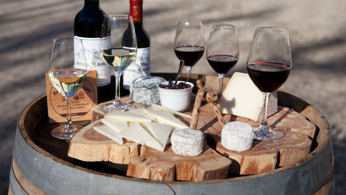 Vin rouge ou blanc avec le fromage ? - Les Ateliers au Chateau