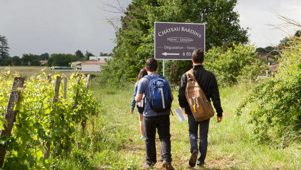 balade en rando pour visiter les chateaux à bordeaux