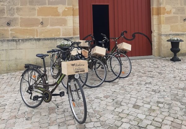 visite des chateaux de bordeaux à velo