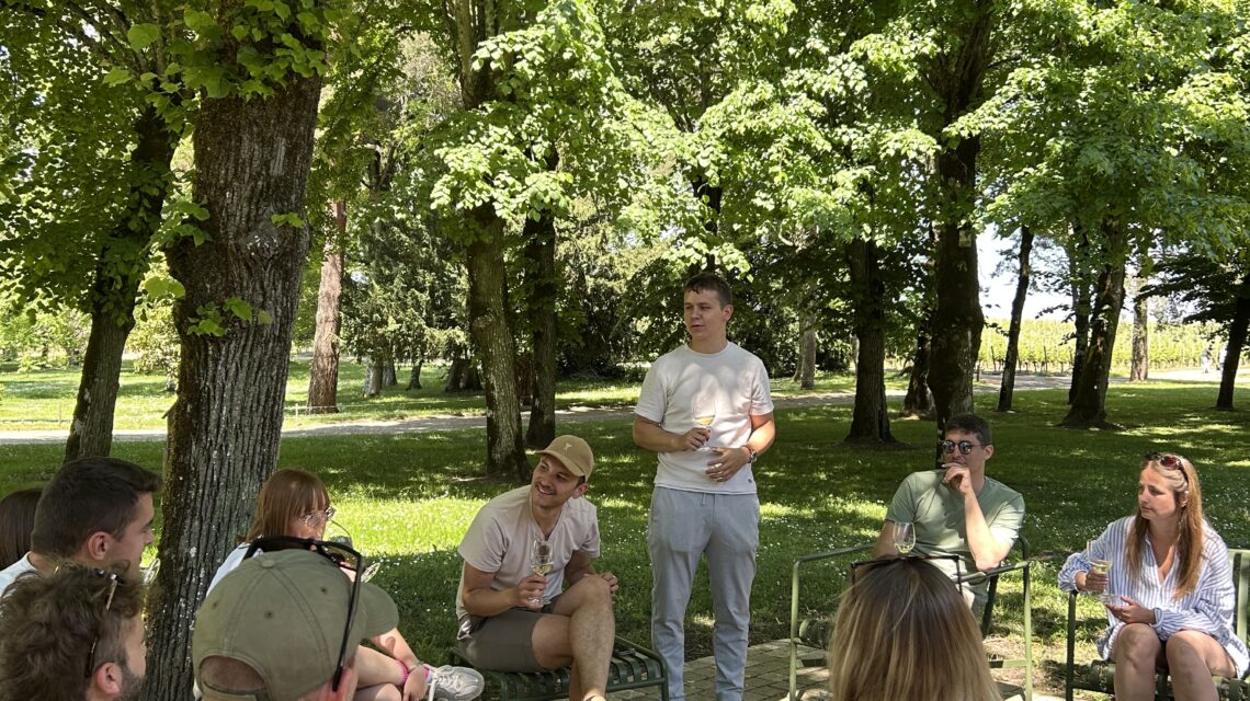Dégustation extérieure Les Ateliers au Château
